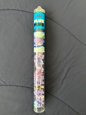 Plus-Plus Narwhal Tube - Purple & Teal Puzzle Pieces